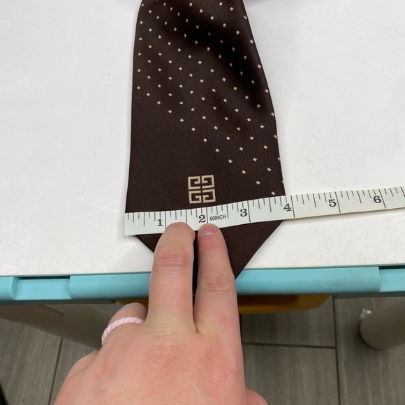 Vintage Givenchy Dark Brown & Tan Dots Large Logo Thick 100% Polyester Neck Tie - Picture 5 of 5